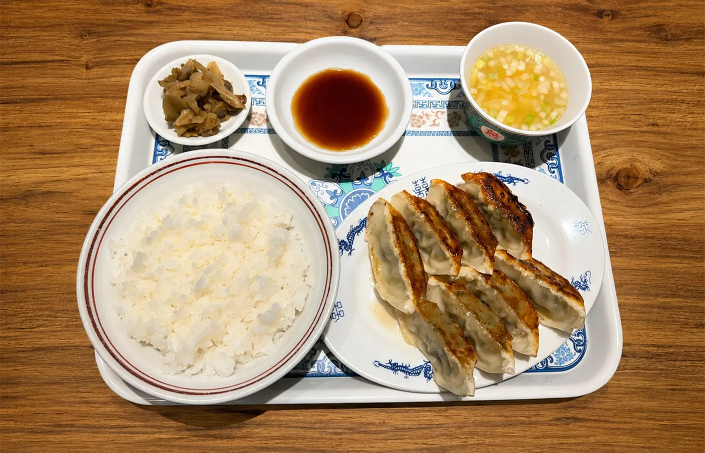 【ランチ】「マニア焼き餃子定食」が登場しました！の外観
